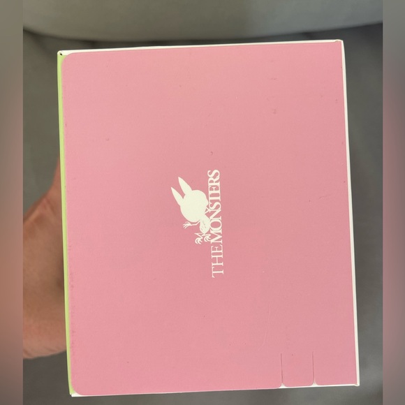 🤍PopMart Macaron Soymilk Labubu - discontinued🤍 - Picture 5 of 8